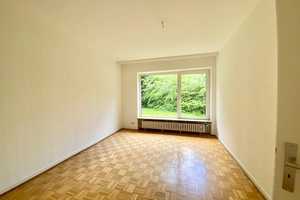 Freistehender Bungalow mit großem Garten, Pool und Garage in exklusiver Lage in Essen Bredeney – Essen – Vorschaubild 13