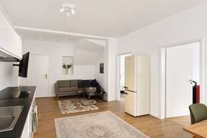 Altstadt-Flair trifft modernes Wohnen – WG-geeignete 3,5-Zimmer-Wohnung nahe Rheinpromenade – Die vollständige Adresse der Immobilie erhältst du vom Anbieter., 40213 Altstadt, Düsseldorf – Vorschaubild 3