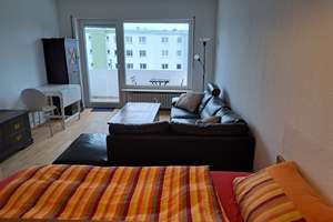 Möbliertes, sonniges Apartment auf Zeit. – Königsberger Straße 3, 65191 Bierstadt, Wiesbaden – Vorschaubild 1