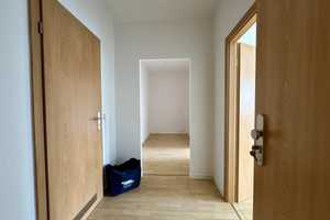 Besichtigen, verlieben, einziehen - Bezugsfertige 3-Raum-Wohnung – Bruno-Granz-Straße 52, 9122 Chemnitz – Vorschaubild 2