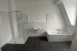 Wer will mich!? Zentrale 2-Zimmer-Wohnung, frisch saniert! – Gertrudisstr. 4, 45141 Nordviertel, Essen – Vorschaubild 3