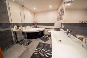 Unternehmer Villa mit privatem Spa und mediterranem Charakter in Waibstadt – Die vollständige Adresse der Immobilie erhältst du vom Anbieter., 74915 Waibstadt – Vorschaubild 5
