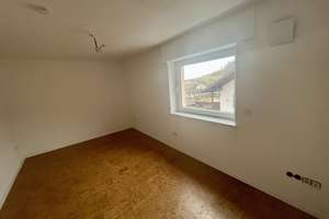 Vollständig renovierte 8-Zimmer-Wohnung (ca. 190 m²) in Zweifamilienhaus in Westhausen – Industriestraße 23, 73463 Westhausen – Vorschaubild 6