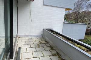 Ruhige 2 Zimmer Whg mit 2 Balkonen + Hobbyraum + Garage - Nähe Englischer Garten – Wesendonkstraße 32, 81925 Oberföhring, München – Vorschaubild 11