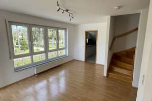 Stilvolle, gepflegte 2-Zimmer-Maisonette-Wohnung mit Balkon und EBK in Böblingen (Kreis) – Herdweg 70, 71032 Böblingen – Vorschaubild 4