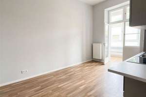 Wohnqualität mit besonderem Extra: Stilvolle 2-Zimmer-Wohnung mit Wintergarten – Herder Str.  18, 44147 Hafen, Dortmund – Vorschaubild 2