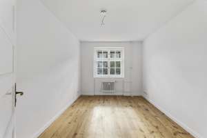 ** Top saniert und lichtdurchflutet! 5-Zimmer in Zehlendorf ** – Die vollständige Adresse der Immobilie erhältst du vom Anbieter., 12203 Lichterfelde, Berlin – Vorschaubild 4