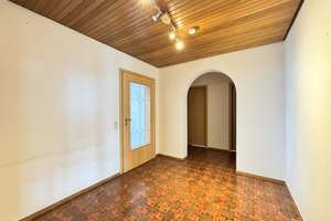 Raumwunder in Kraiburg am Inn – Zweifamilienhaus mit Doppelgarage und viel Potenzial – Die vollständige Adresse der Immobilie erhältst du vom Anbieter., 84559 Kraiburg am Inn – Vorschaubild 10