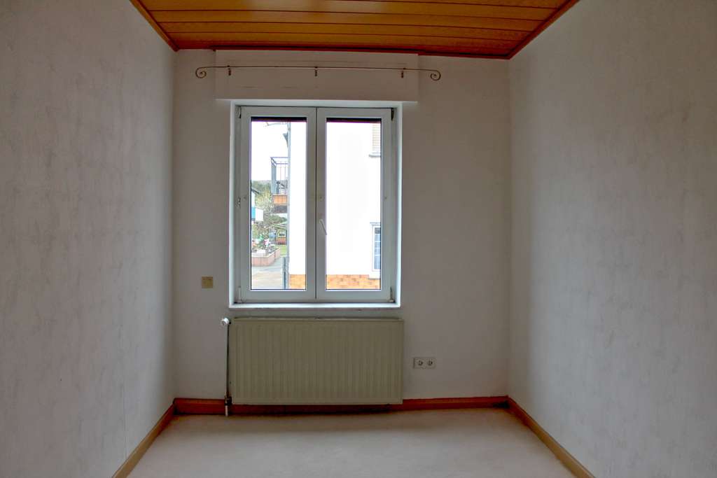 Immobilie in Seeheim-Jugenheim - Der Preis ist heiß ! 3,5 Zimmer-Wohnung in Seeheim zum sofortigen Einzug. - Bild 3