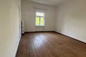 Großzügige Altbauvilla / großes Grundstück/ große Garage – Wiesbaden – Vorschaubild 16