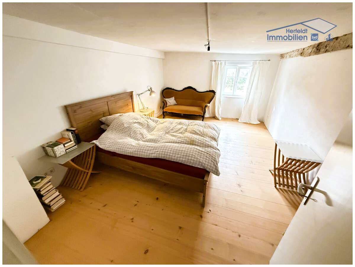 Immobilie in Unterdießen - Historisches Bauernhaus mit Schlossblick – Rarität in Bestlage - Bild 11