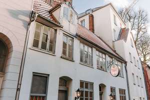 Vermietet -  2 Zimmer - Lübecker Altstadt mit Blick auf die Petrikirche – Die vollständige Adresse der Immobilie erhältst du vom Anbieter., 23552 Innenstadt, Lübeck – Vorschaubild 2