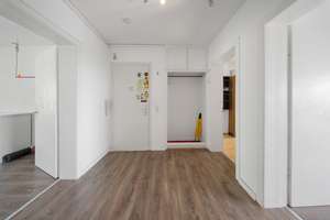 2-Zimmer-Wohnung in gefragter Kieler Lage mit Balkon und Blick über die Innenstadt – Die vollständige Adresse der Immobilie erhältst du vom Anbieter., 24103 Damperhof, Kiel – Vorschaubild 10
