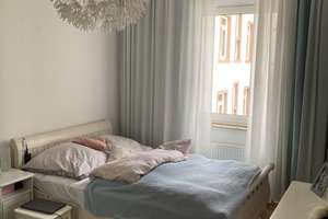 Wohnen am Günthersburgpark mit Balkon, Stilaltbau – 60389 Nordend-Ost, Frankfurt am Main – Vorschaubild 5