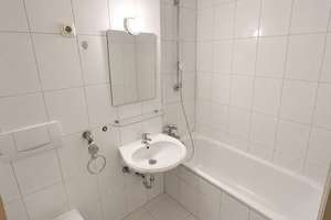 Freie 1-Zimmer-Gartenwohnung - 4 min fußläufig zu U-Bahn & Bus – Die vollständige Adresse der Immobilie erhältst du vom Anbieter., 81379 Obersendling, München – Vorschaubild 2
