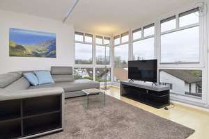 Hochwertig möblierte 4-Zimmer Wohnung mit Duplex Garage in Wiesbaden – Die vollständige Adresse der Immobilie erhältst du vom Anbieter., 65189 Südost, Wiesbaden – Vorschaubild 1