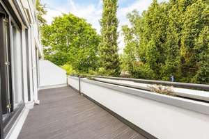 Stilvoll wohnen auf zwei Ebenen – hochwertig ausgestattete 3-Zi-Split-Level-Whg mit Loggia + Balkon – Oberföhringer Strasse 127 a, 81925 Oberföhring, München – Vorschaubild 11