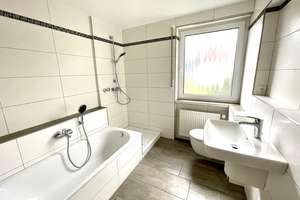 Lichtdurchflutetes Haus mit modernisiertem Bad und schönem Garten – Die vollständige Adresse der Immobilie erhältst du vom Anbieter., 90542 Eckental – Vorschaubild 10