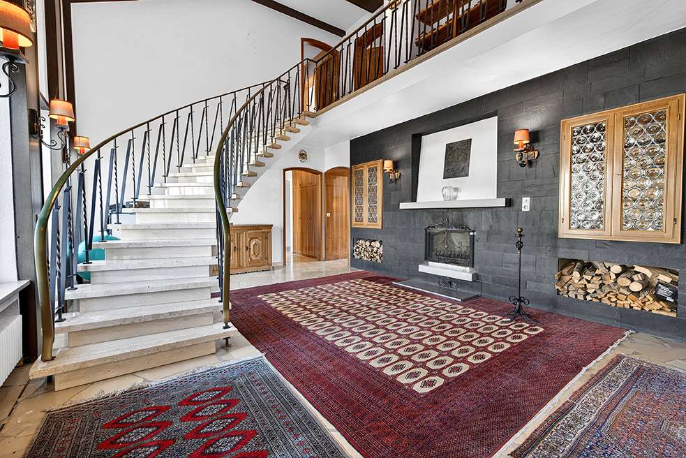 Immobilie in Vöhringen - Großzügiges Einfamilienhaus mit Einliegerwohnung und Praxis im Herzen von Vöhringen - Bild 6