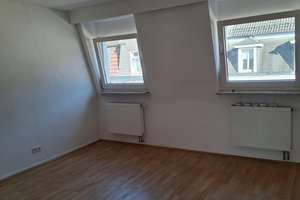 Schöne helle 4-Zimmer Wohnung mit zwei Balkonen am Hesselnberg – Die vollständige Adresse der Immobilie erhältst du vom Anbieter., 42285 Barmen, Wuppertal – Vorschaubild 5
