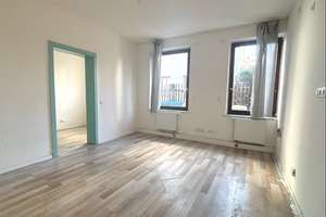 Charmante 2-Zimmer-Erdgeschosswohnung in einem denkmalgeschützten Hinterhaus – Die vollständige Adresse der Immobilie erhältst du vom Anbieter., 90765 Stadtpark, Stadtgrenze, Fürth – Vorschaubild 2