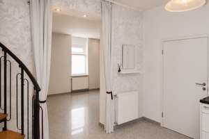 Stilvolle 3-Zimmer-Maisonette im EG & 1. OG – Denkmalgeschützt mit Garten und Einbauküche – Die vollständige Adresse der Immobilie erhältst du vom Anbieter., 44892 Langendreer/Alter Bahnhof, Bochum – Vorschaubild 3