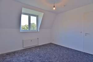 Modernisierte 2-Zimmer-Penthouse-Eigentumswohnung mit Dachterrasse – Die vollständige Adresse der Immobilie erhältst du vom Anbieter., 13587 Hakenfelde, Berlin – Vorschaubild 10