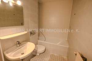 **ZENTRALES WOHNEN IM ALSTERTAL** renovierte 2-Zimmer-Wohnung mit sonnigem Balkon + TG – Hamburg – Vorschaubild 11