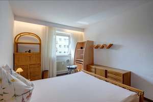 Möbliert: Helle, ruhige Südwestwohnung mit Balkon – Die vollständige Adresse der Immobilie erhältst du vom Anbieter., 80689 St. Ulrich, München – Vorschaubild 4