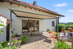 Schönes Einfamilienhaus mit Einliegerwohnung in Niedertaufkirchen – Die vollständige Adresse der Immobilie erhältst du vom Anbieter., 84494 Niedertaufkirchen – Vorschaubild 2