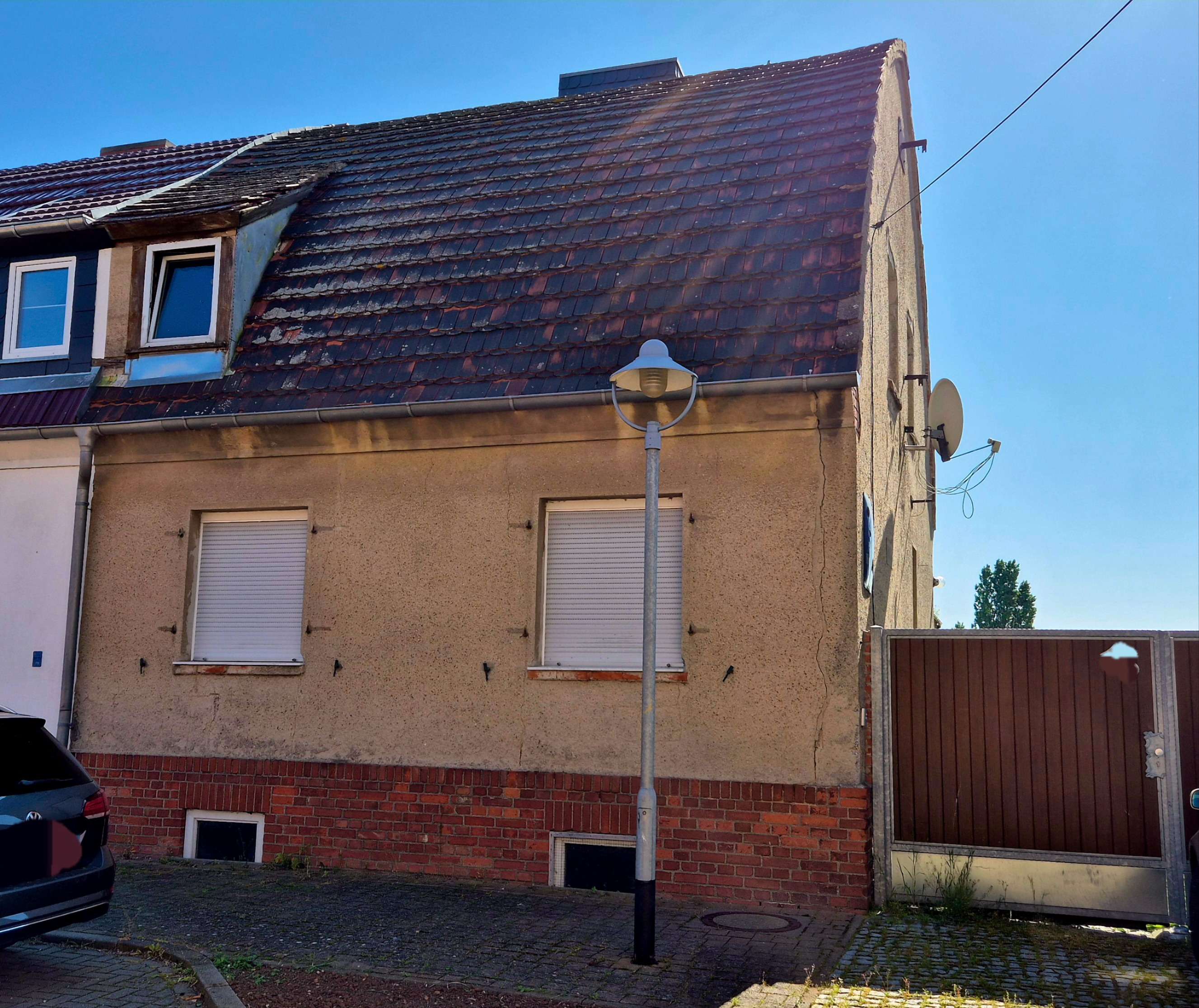 Sanierungsbedürftige Doppelhaushälfte - Nähe Köthen / Anhalt, Anhalt Bitterfeld Kreis – Bild 1