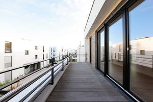 Zwei Tageslichtbäder, Balkon und Phoenix See – moderne 3-Zi-Wohnung auf 90m²