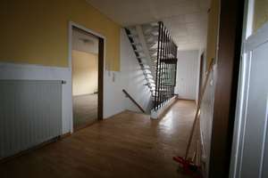 Reihenmittelhaus mit Potenzial in ruhiger Wohnlage von Ritschenhausen – Die vollständige Adresse der Immobilie erhältst du vom Anbieter., 98617 Ritschenhausen – Vorschaubild 8