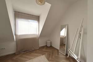 Modernisiertes, freistehendes Einfamilienhaus in Toplage - direkt am Schlosspark! – Die vollständige Adresse der Immobilie erhältst du vom Anbieter., 47441 Mitte, Moers – Vorschaubild 20