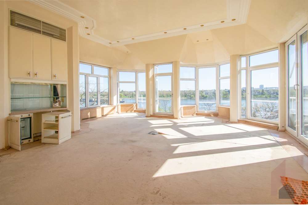 Großzügige Maisonette mit Rheinblick – Sanierungsobjekt in Toplage, Bonn – Bild 2