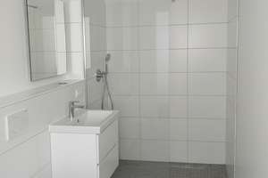 Altbau trifft Neustart – Stilvolle 4-Zimmer-Wohnung mit Stuckdecken, 2 Balkonen & neuer Wärmepumpe – Holsteiner Straße 37, 42107 Elberfeld, Wuppertal – Vorschaubild 7