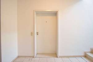 +++Komfortabel im 4. Obergeschoss: Vermietete 3-Zimmerwohnung mit Balkon und Aufzug in DD-Löbtau+++ – Die vollständige Adresse der Immobilie erhältst du vom Anbieter., 1159 Löbtau-Nord, Dresden – Vorschaubild 7