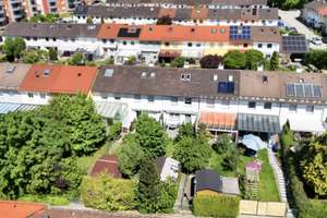 Viel Platz für Ihre Visionen: Substanzstarkes  Haus mit großem Garten in Kaufbeuren – Die vollständige Adresse der Immobilie erhältst du vom Anbieter., 87600 Kaufbeuren (Kernstadt), Kaufbeuren – Vorschaubild 2