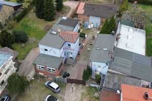 Großzügiges Grundstück mit 4 Wohnungen, sowie einer großen Scheune mit Ausbaupotential – Genshagener Straße 38, 14979 Teltow-Fläming (Kreis) – Vorschaubild 1