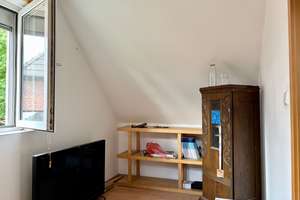 Freistehendes Einfamilienhaus mit Südterrasse und Garage in begehrter Wohnlage von Berlin-Mariendorf – 12107 Mariendorf, Berlin – Vorschaubild 13