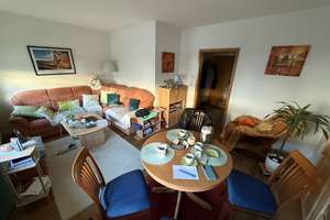 Schöne 2-Zimmer-Wohnung (Hochparterre) mit Sonnenbalkon