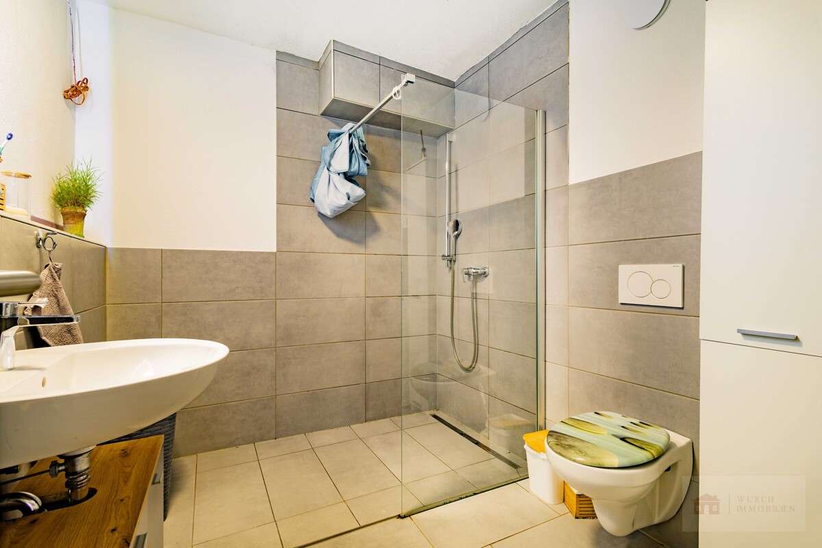 Immobilie in Schallstadt - Neubau Dreizimmerwohnung in ruhiger Lage von Schallstadt KfW 55 - Bild 2