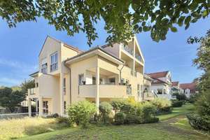 Ruhig gelegene 3,5-Zimmer-Dachgeschosswohnung mit Balkon im schönen Bühlau