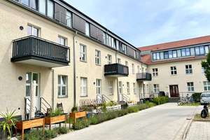 FREI! Toll sanierte 2-Zi.-Terrassenwohnung inkl. Stellplatz im Denkmalensemble METROPOLITAN PARK – Die vollständige Adresse der Immobilie erhältst du vom Anbieter., 13591 Staaken, Berlin – Vorschaubild 2