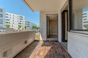 Gut geschnittene 3-Zimmer mit Südloggia / Kauf gegen Gebot – Die vollständige Adresse der Immobilie erhältst du vom Anbieter., 80997 Moosach-Bahnhof, München – Vorschaubild 5