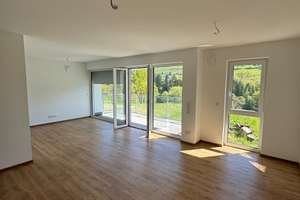 Neubau Erstbezug 83 qm EG 3 Zimmer-Wohnung mit Balkon und Panoramablick in Kernscheid ab sofort! – Im Holzgarten 17, 54296 Kernscheid, Trier – Vorschaubild 5
