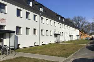 Schöne 2,50-Zimmer-Wohnung mit großem Balkon – Spieringshorster Str. 3, 23564 Lübeck – Vorschaubild 1