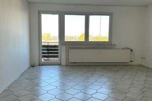 Renovierte 3-Zimmerwohnung mit Balkon
