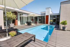 Architektenbungalow,  hell, großzügig + luxuriös ausgestattet,  Pool, Garage, fantastischer Garten – Die vollständige Adresse der Immobilie erhältst du vom Anbieter., 91077 Neunkirchen am Brand – Vorschaubild 2