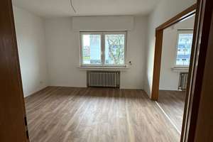 Charmante 4,5-Zimmer Maisonette-Wohnung im Zweifamilienhaus in Duisburg-Wanheim-Angerhausen – Römerstraße 0, 47249 Wanheim-Angerhausen, Duisburg – Vorschaubild 4